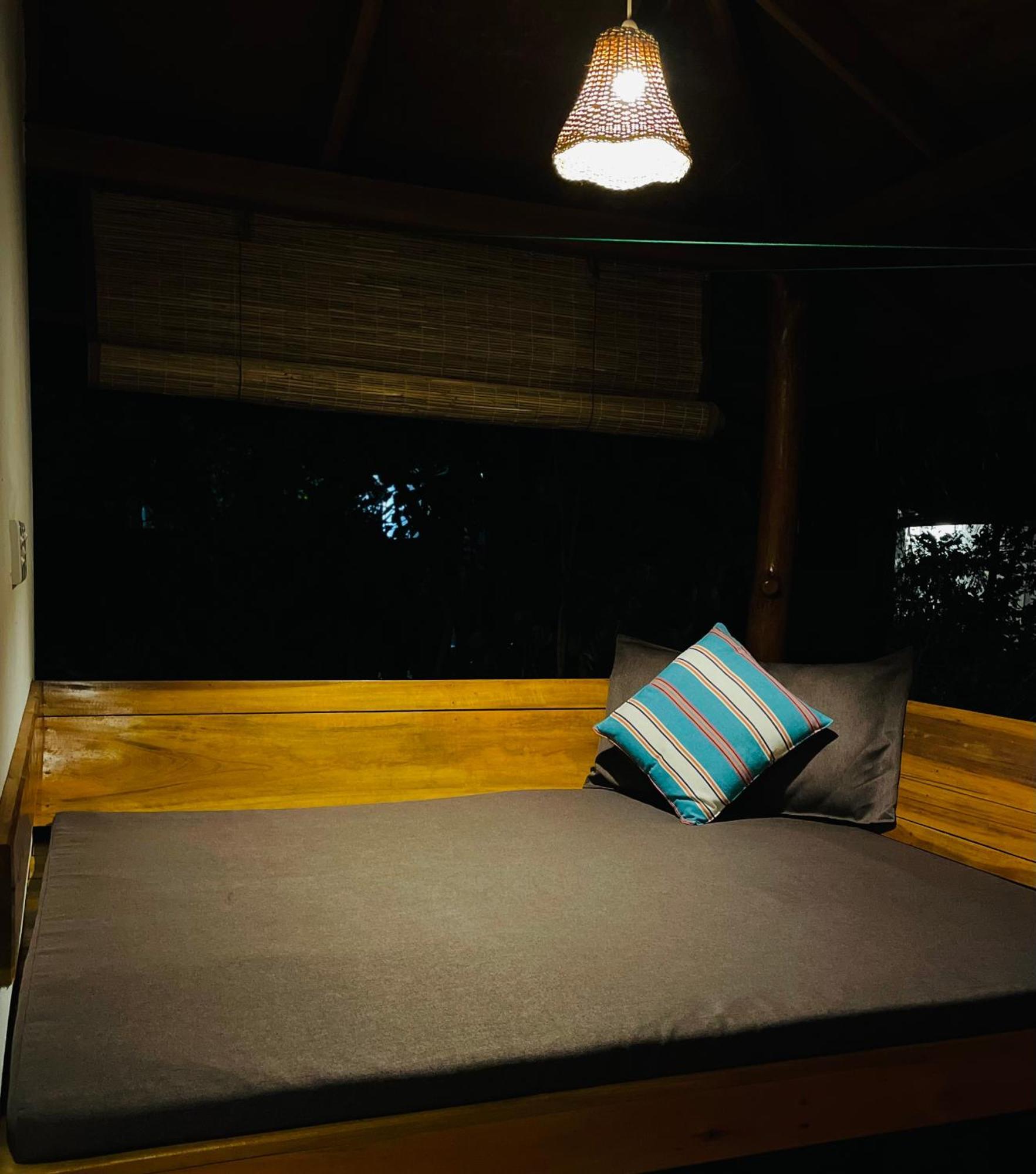 Prime Surfers Bungalow Baía de Arugam Exterior foto